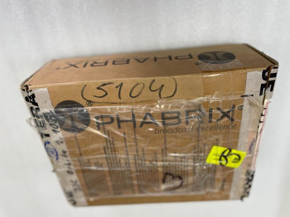 Портативный анализатор Phabrix SXE PHSXTAGC с функциями генератора