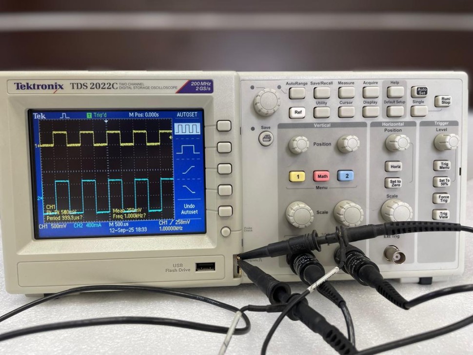 Осциллограф 2-х канальный Tektronix TDS2022C