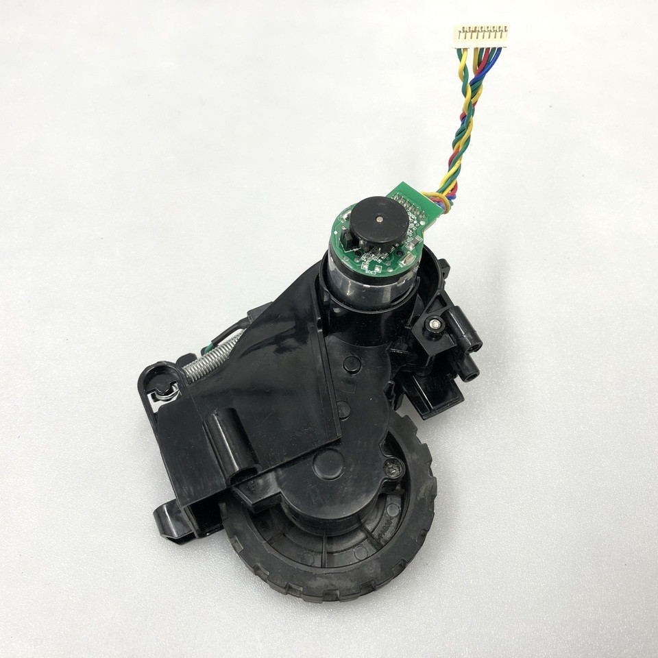 Колесо левое в сборе V550_MOTOR_V3 для робота пылесоса Tefal RG7765 RG7865WH