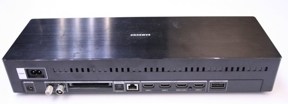 SOC1001R BN44-00933A Samsung QE55Q80RAU