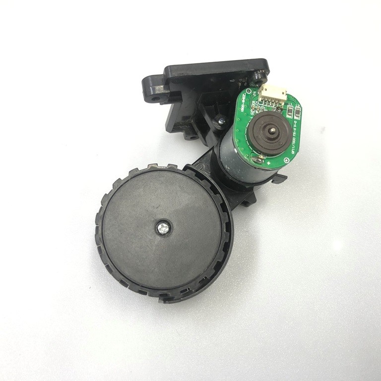 Колесо правое (R) для робота пылесоса Redmond RV-R280