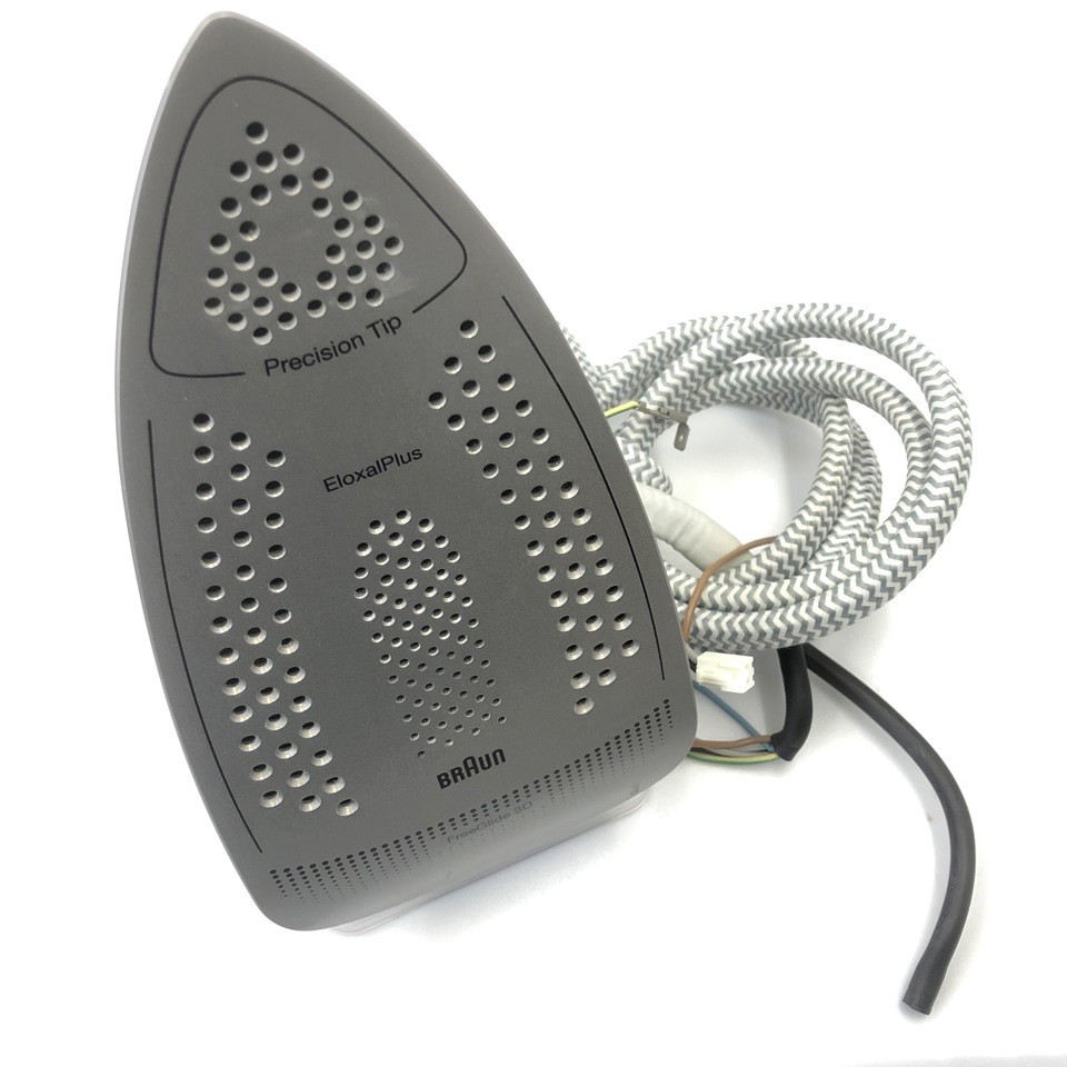 Подошва, тэн, нагревательный элемент в сборе с корпусом и шлангом для парогенератора Braun IS5155WH