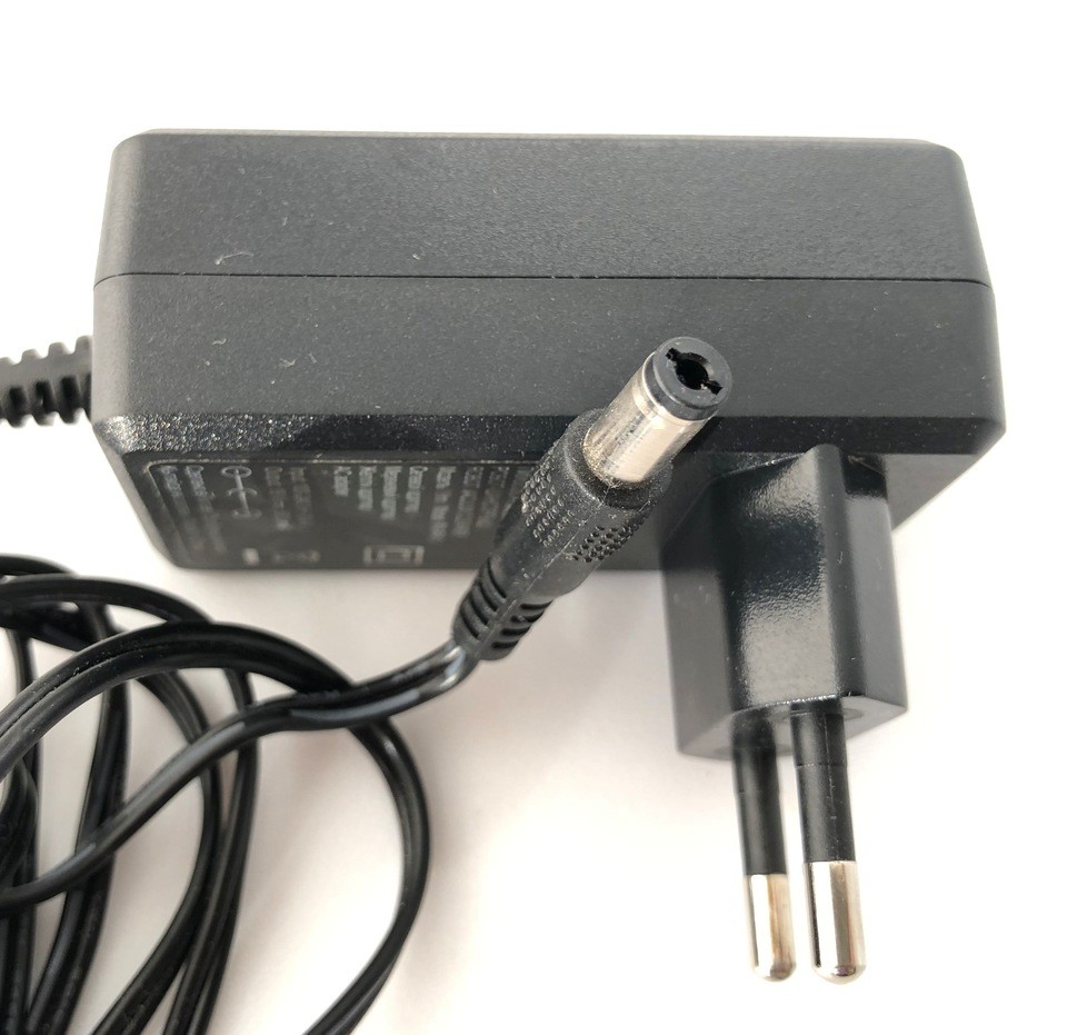 Сетевой адаптер RV-R450 19V 600mA оригинал для робота пылесоса Redmond RV-R450