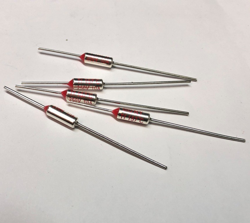 Термопредохранитель 157°C 10A 250V