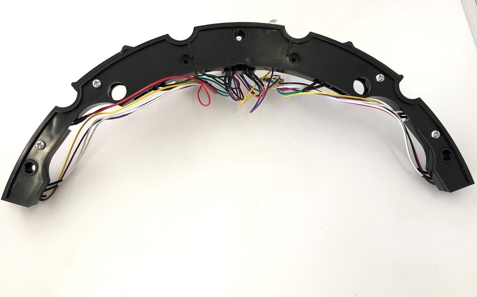 Кронштейн сигнальный переднего бампера для робота пылесоса Redmond RV-R450 RV-R270