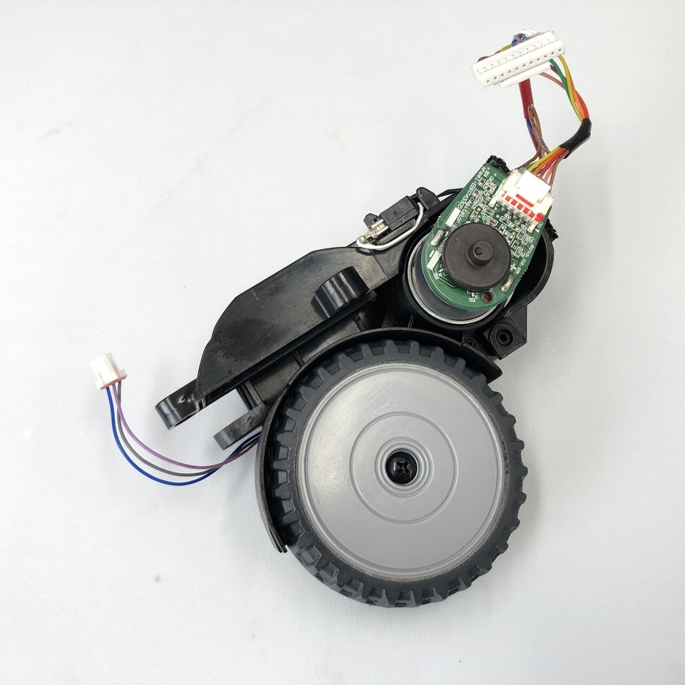 Колесо левое (L) EAX64486201-1.1 для робота пылесоса LG VR6690LVTM