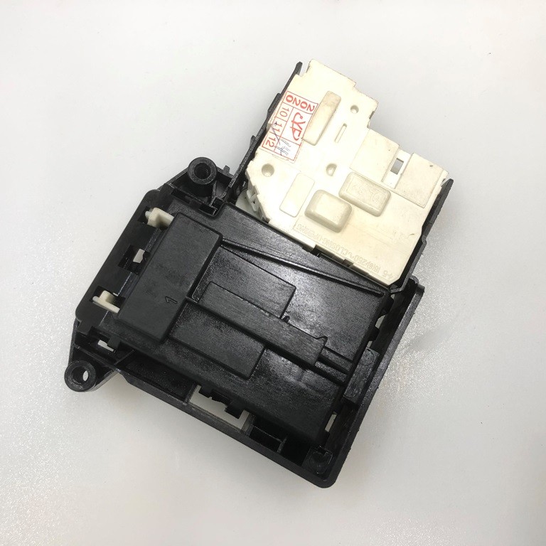 Замок люка (УБЛ) EBF61315801 для стиральной машины с сушкой LG F1K2CH2T