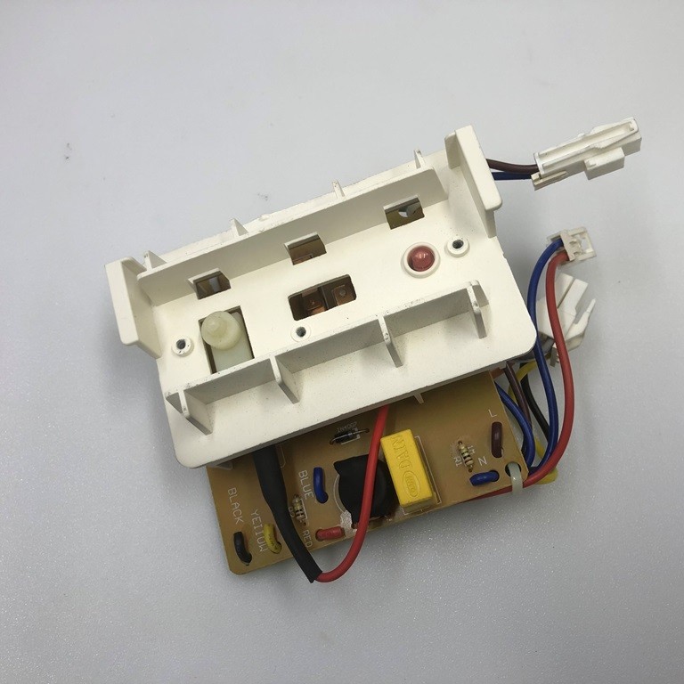 Кнопки в сборе с панелью LW-6122G1 для мясорубки Bosch MFW66020/01